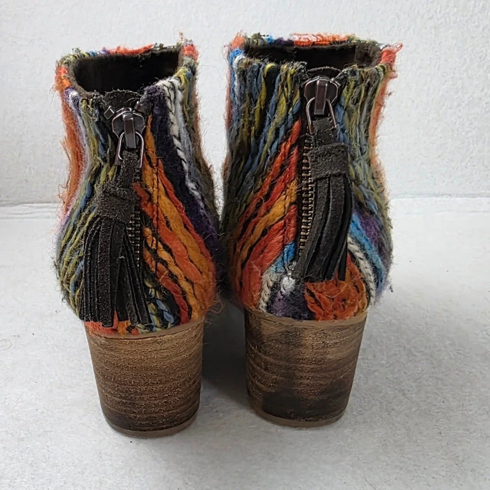 TOMS Lunata Brown Suede Multi Color Woven Tassel Ankle Boots Womens 8.5